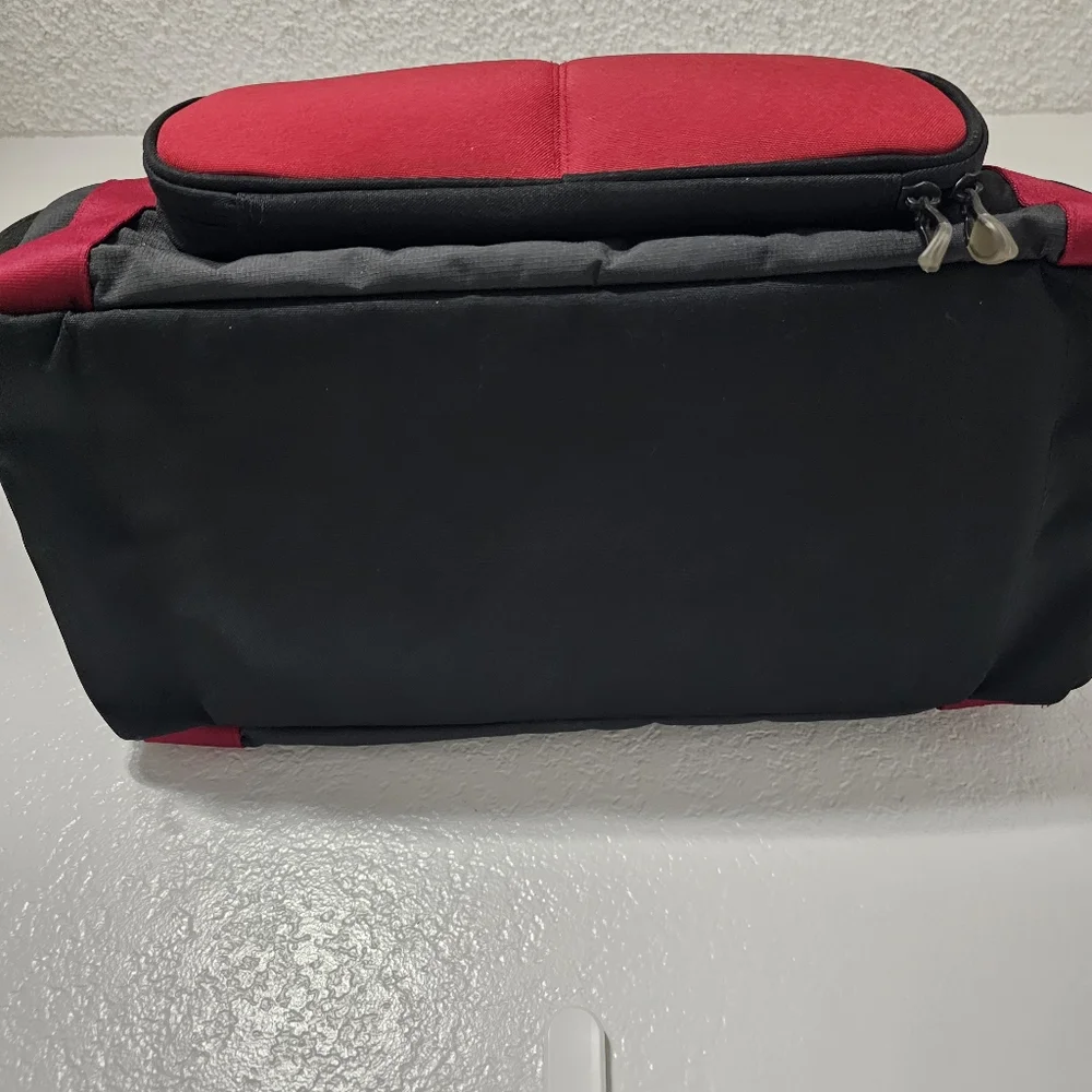 Eddie Bauer Red & Black Duffel Gym Bag Travel Overnight Weekender